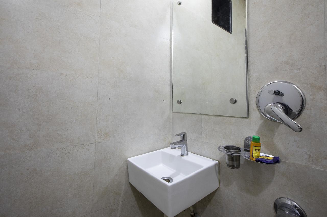 Hygienic Hotel Liberty Plaza Mumbai Exterior photo